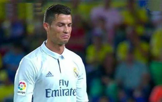 Alasan Zinedine Zidane Tarik Ronaldo Keluar Semalam
