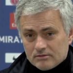 Jose Mourinho Lontarkan Kritikan Pedas Pada Frank de Boer