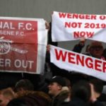Para Suporter Arsenal Desak Arsene Wenger Mundur