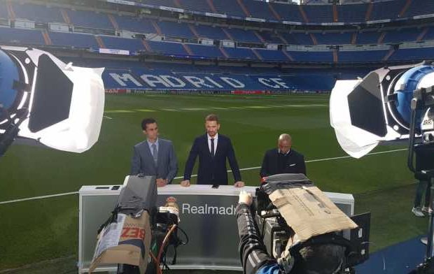 Sikap Para Suporter Real Madrid Buat Alvaro Arbeloa Heran