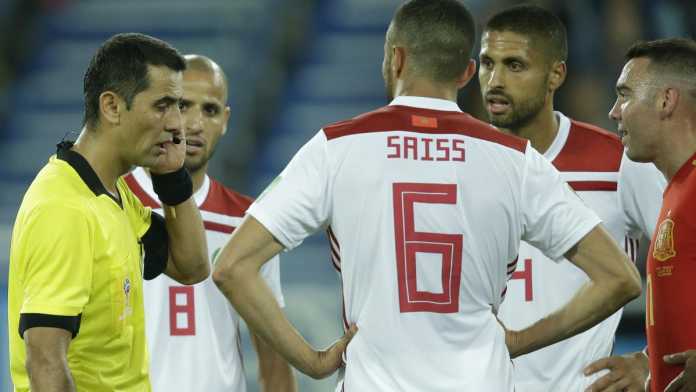 Maroko Keluhkan Buruknya Kinerja Wasit di Piala Dunia