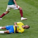 Bek Legenda Brasil Bela Neymar Dari Berbagai Kritikan Tajam