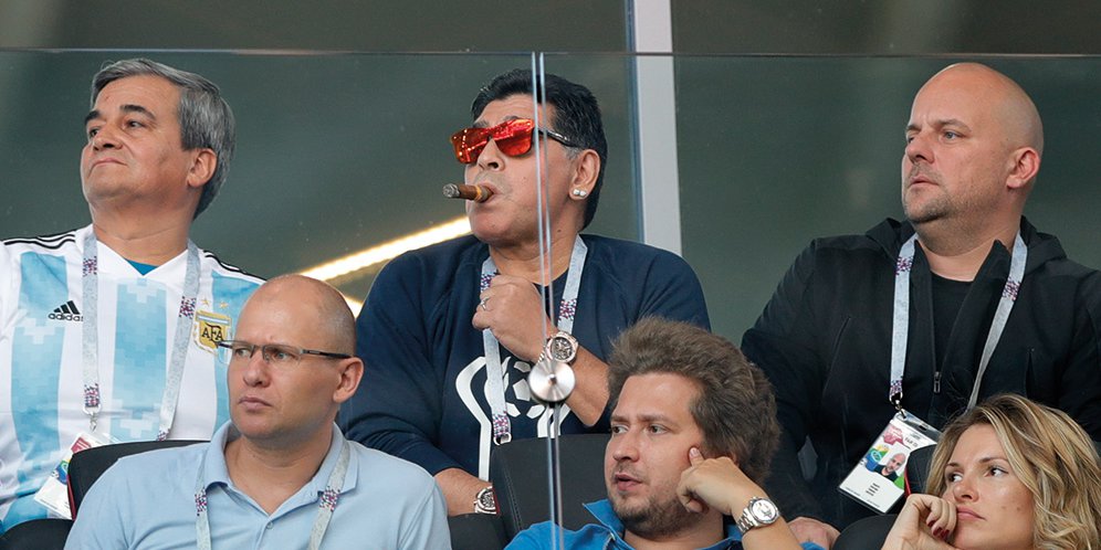 Maradona Dapat Teguran Keras Dari FIFA Usai Protes Wasit
