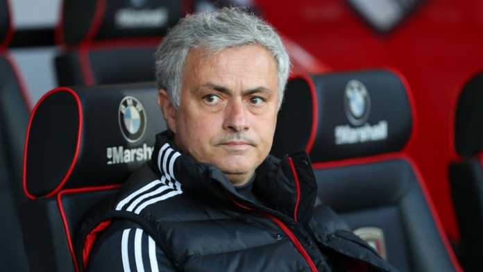 Jose Mourinho Dianggap Hanya Mampu Digantikan Oleh Pelatih Ini