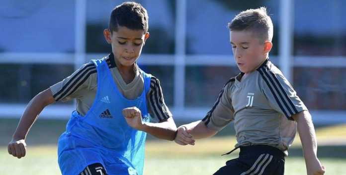 Sang Anak Siap Teruskan Karir Cristiano Ronaldo di Juventus Junior