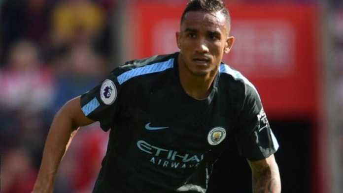 Danilo Kembali Perkuat Pertahanan Manchester City Hadapi Oxford United