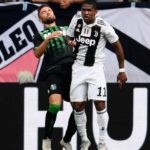 Pemain Sassuolo Bantah Telah Lakukan Serangan Rasis Terhadap Douglas Costa