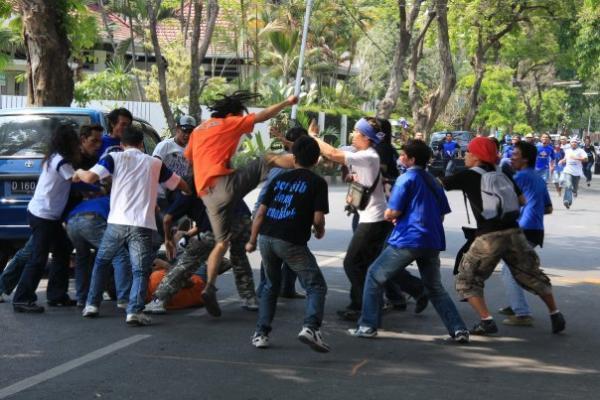 Persija Jakarta Kembali Berduka atas Bentrokan dengan Bobotoh