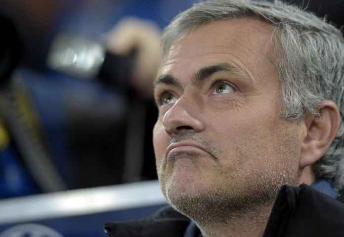 Mourinho Berpeluang Dipecat Usai Berhadapan dengan Chelsea