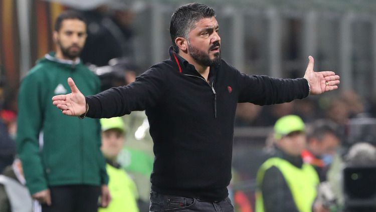 Pelatih AC Milan Sempat Hampir Terlibat Pertikaian dengan Wasit