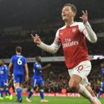 Pelatih Arsenal Mengaku Bangga dengan Penampilan Mesut Özil