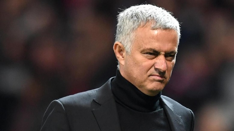 Mourinho Ingin Menikmati Sejenak Waktu Luangnya Usai Dipecat MU
