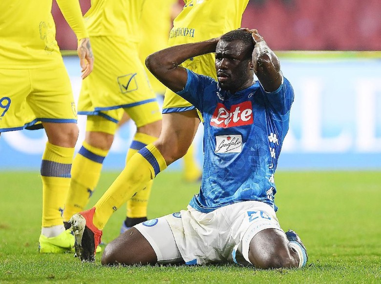 Napoli Tolak Tawaran Besar Dari Klub Peminat Kalidou Koulibaly