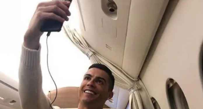Ronaldo Mendapat Kecaman Lantaran Selfie Saat Emiliano Sala Hilang